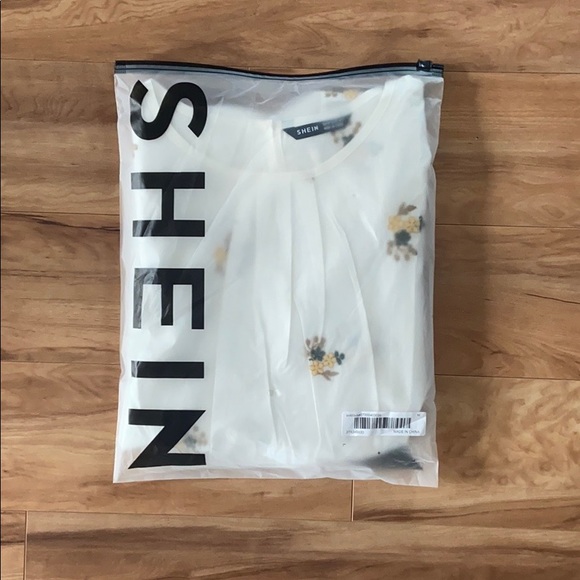 SHEIN Flower All Over  Embroidered Cotton Blouse - Picture 4 of 12